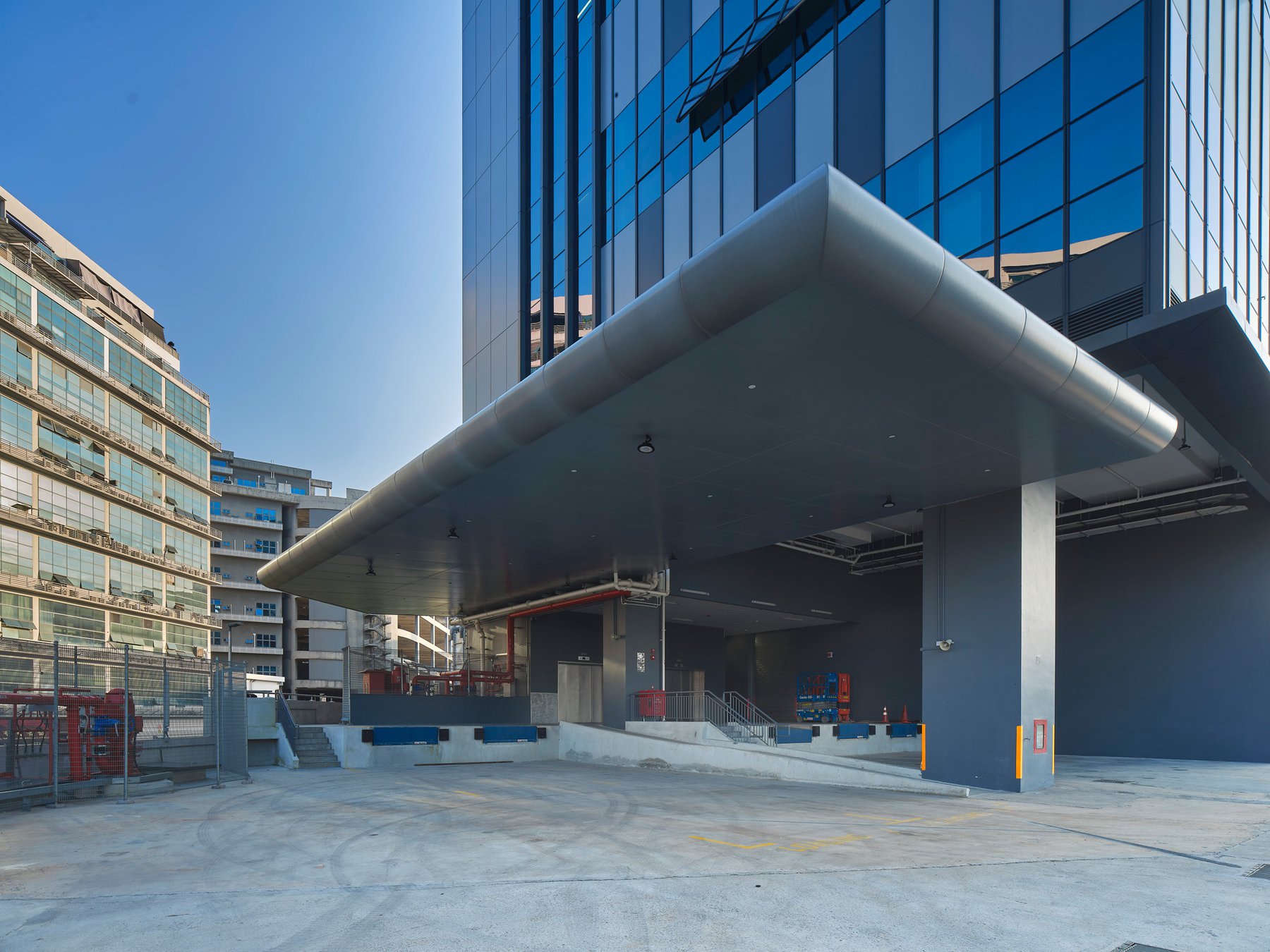 image of 7002 ANG MO KIO AVE 5