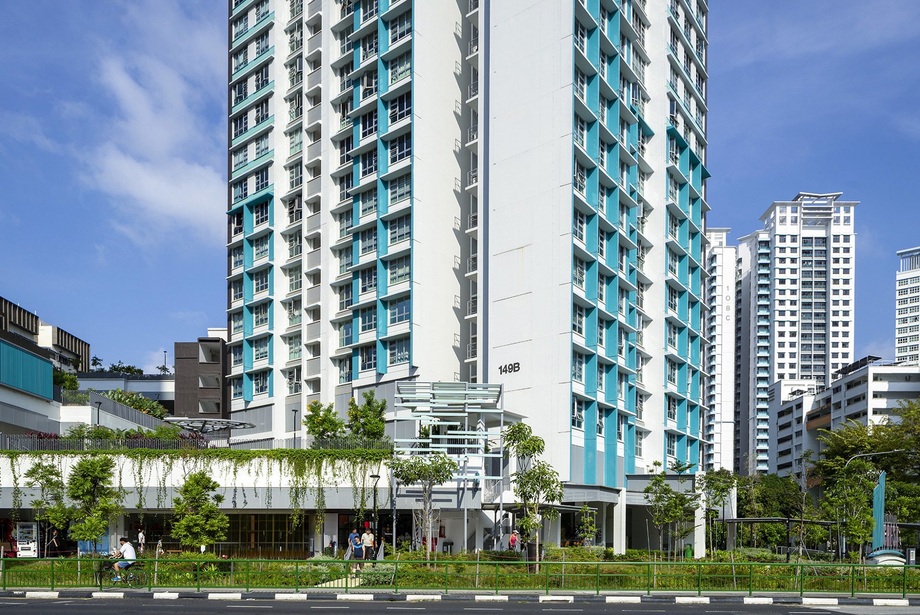 image of HDB TOWNER CREST