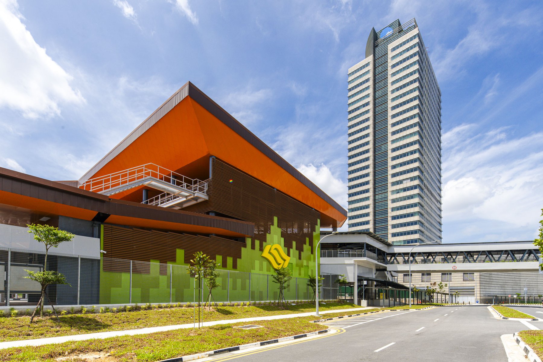 image of JURONG TOWN HALL BUS INTERCHANGE
