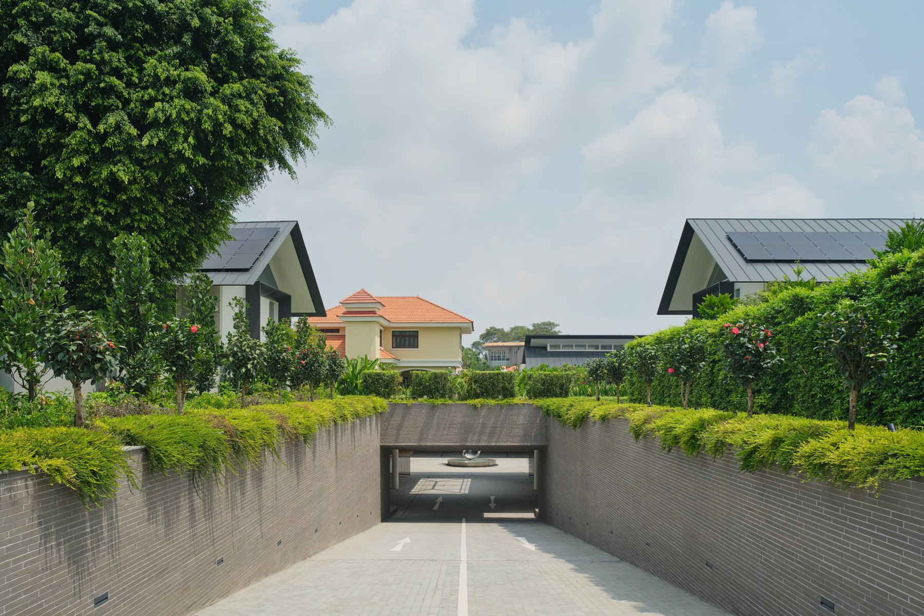 image of LH-ESTATE