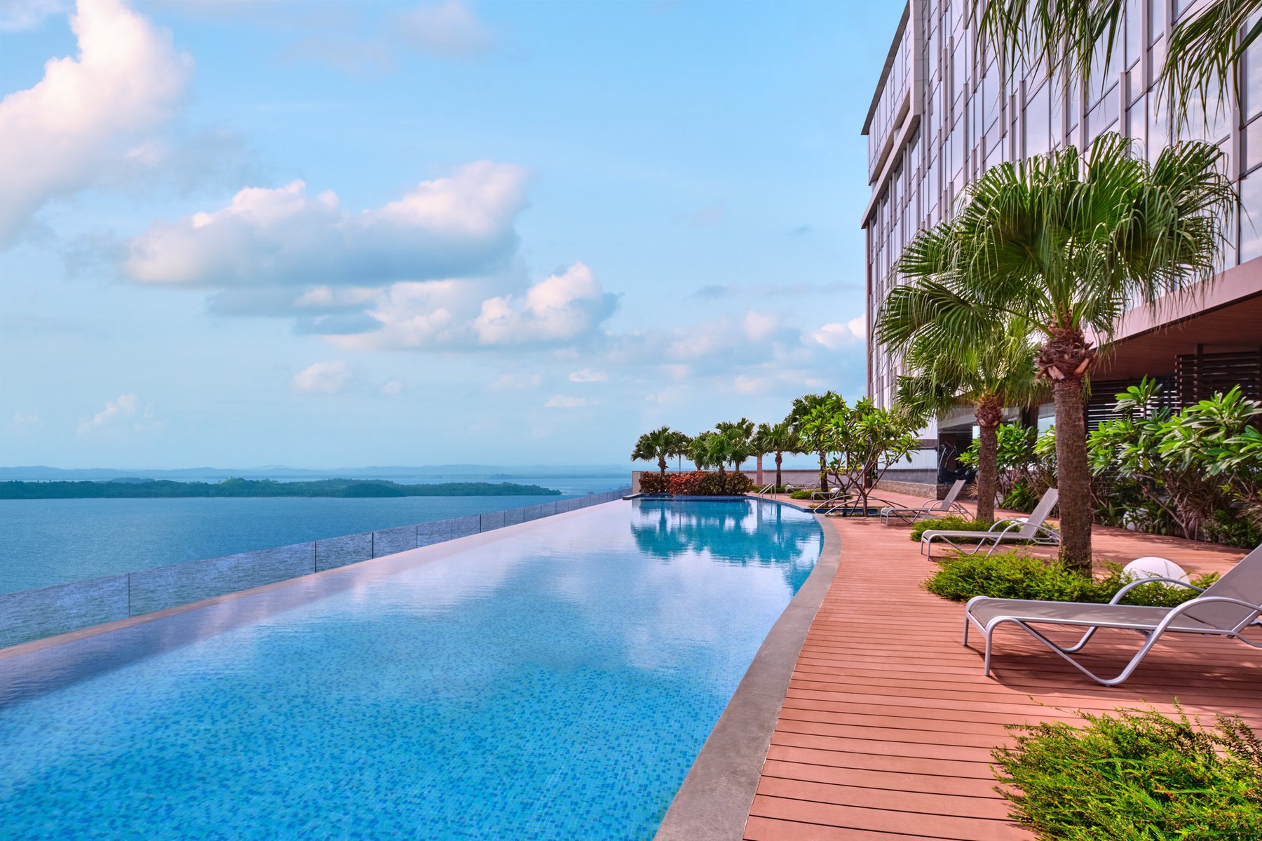 image of MARRIOTT HOTEL HARBOUR BAY