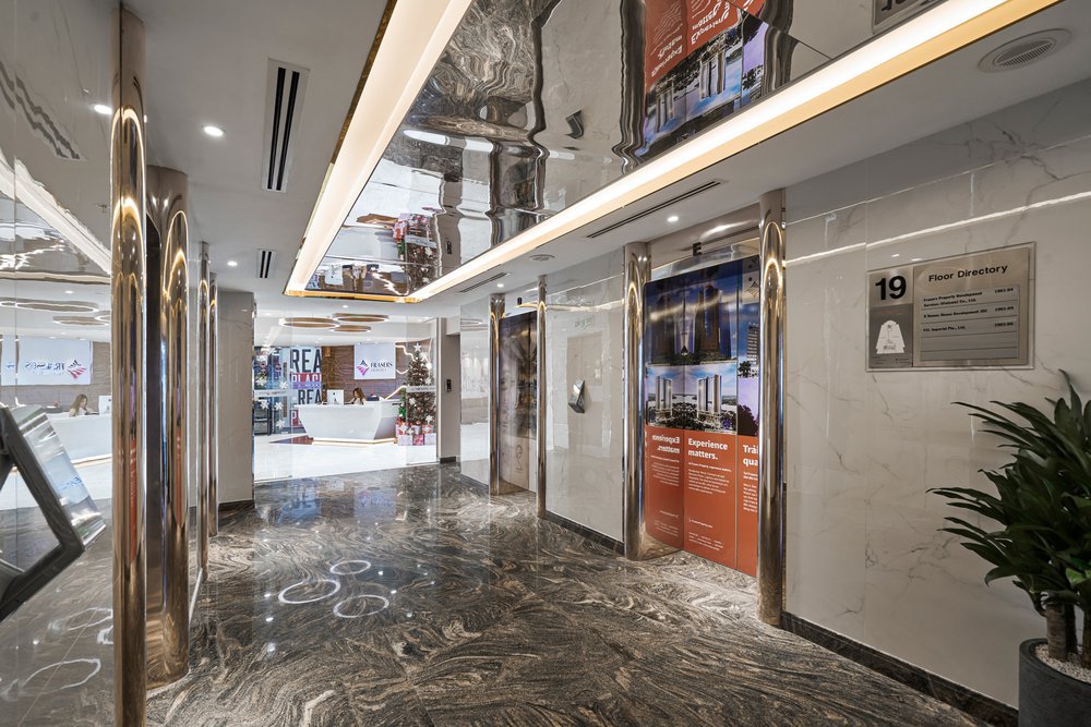 image of MELINH POINT