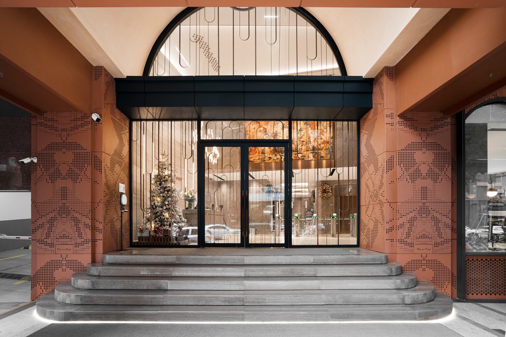 image of MELINH POINT