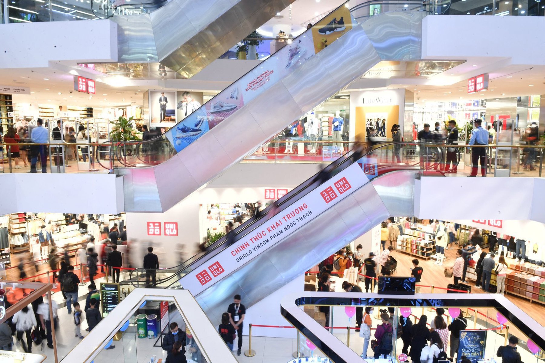 image of UNIQLO VINCOM PHAM NGOC THACH